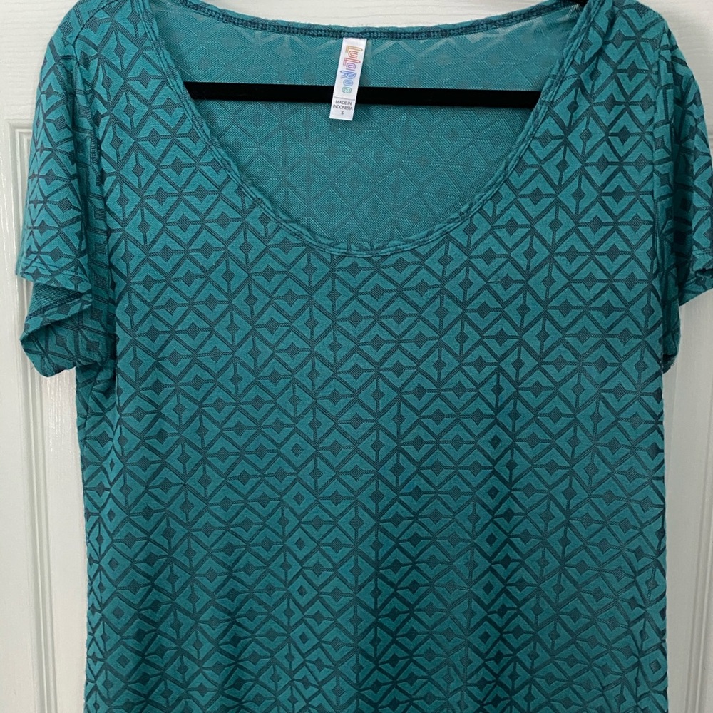 LuLaRoe Classic Top